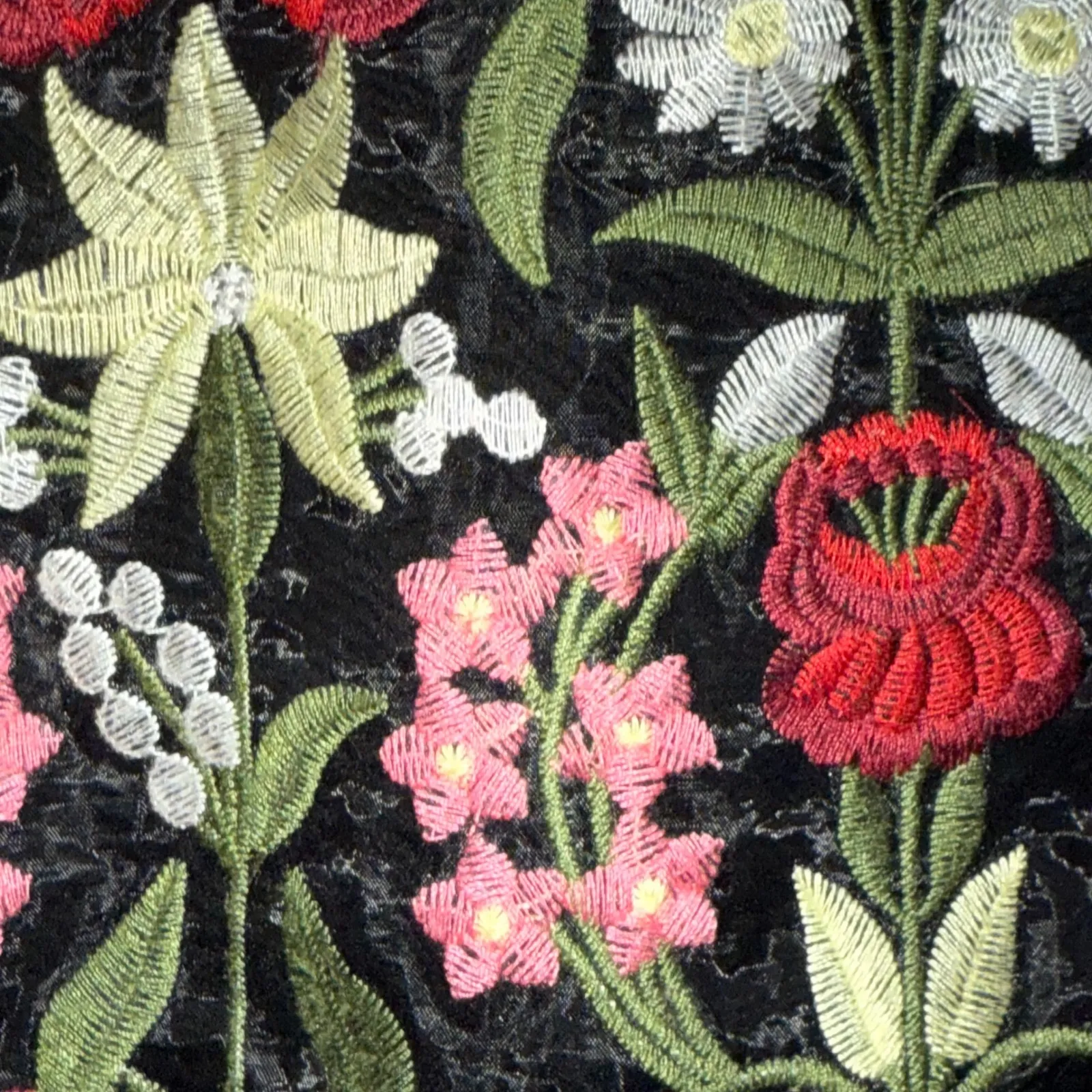 LUCY PARIS Embroidered Floral Lace A Line Mini Skirt Black Red Pink  Size S - Image 5