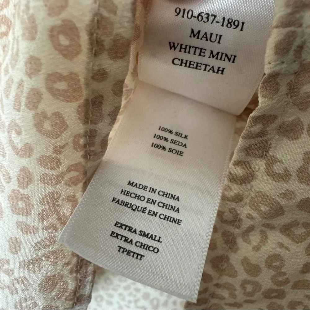 Rails Maui White Mini Cheetah Top Silk Short Sleeve Button‎ Down Shirt Size XS - Image 4