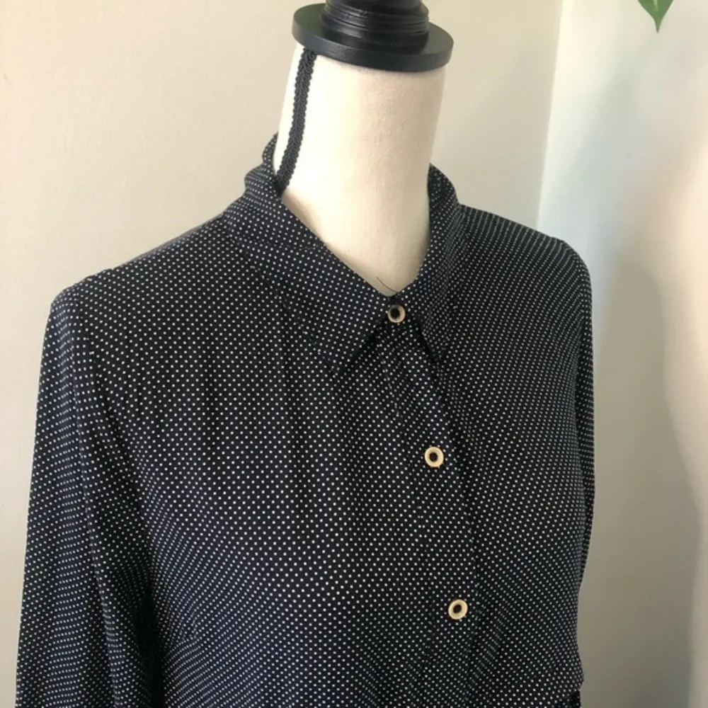 NEW Hem & Thread Polka Dot Button Down Tunic - Image 9