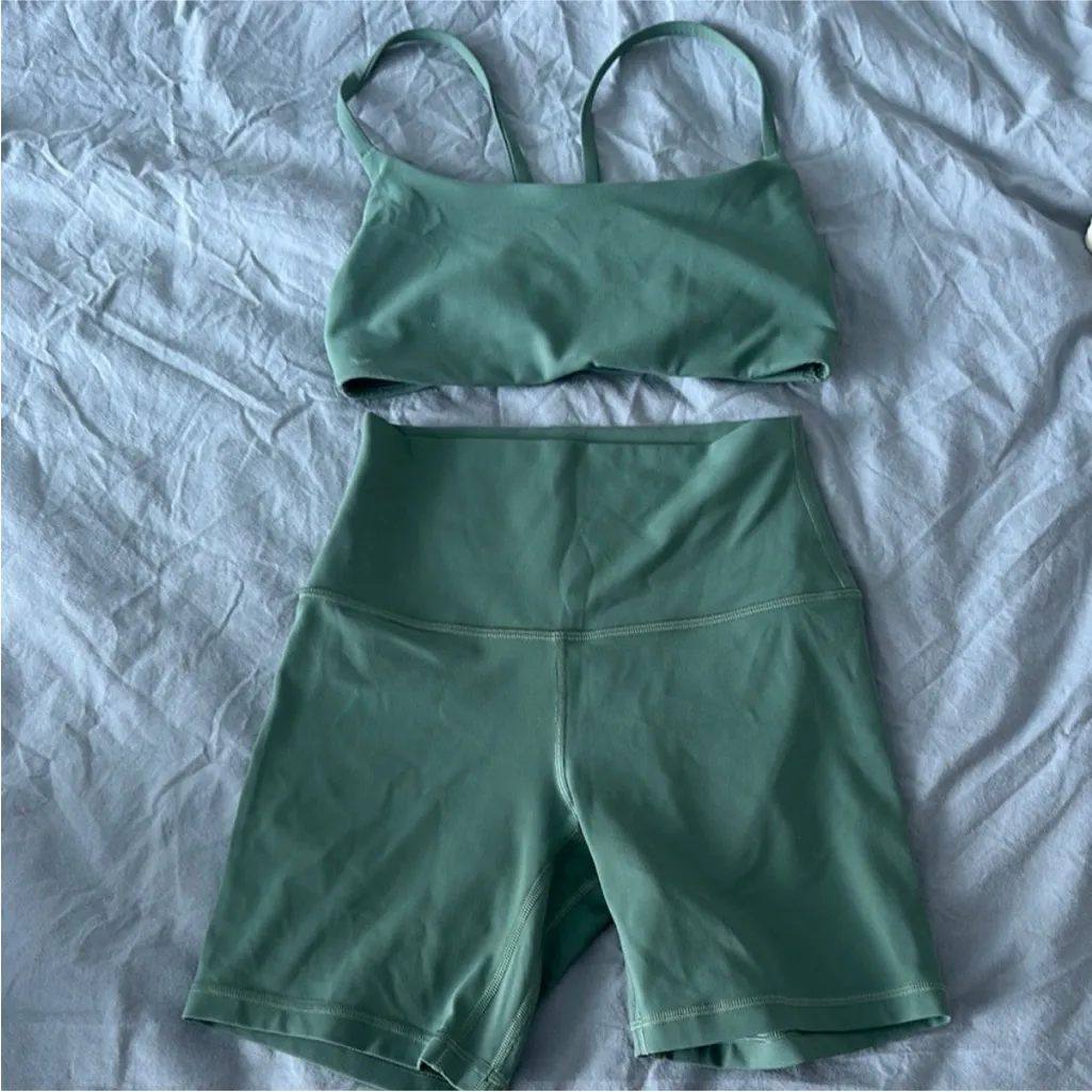 Lululemon Wunder Train Bra - Image 5