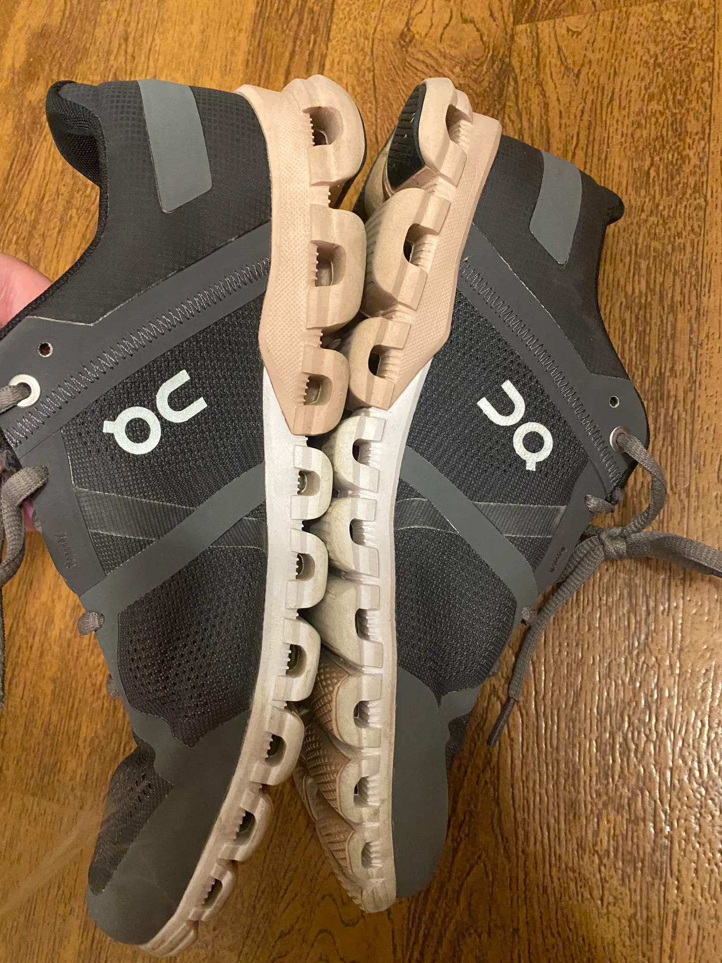 On Cloud  Cloud X Running Shoes - Image 4