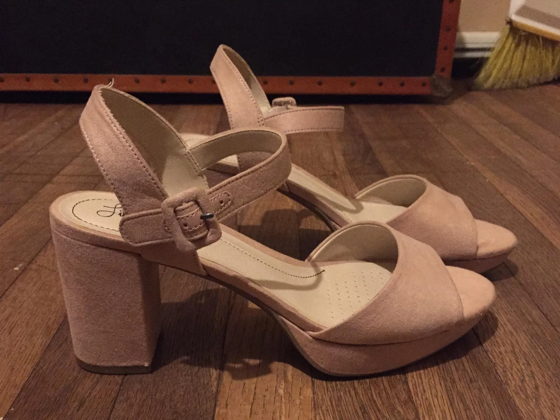 Blush Pumps - Image 2