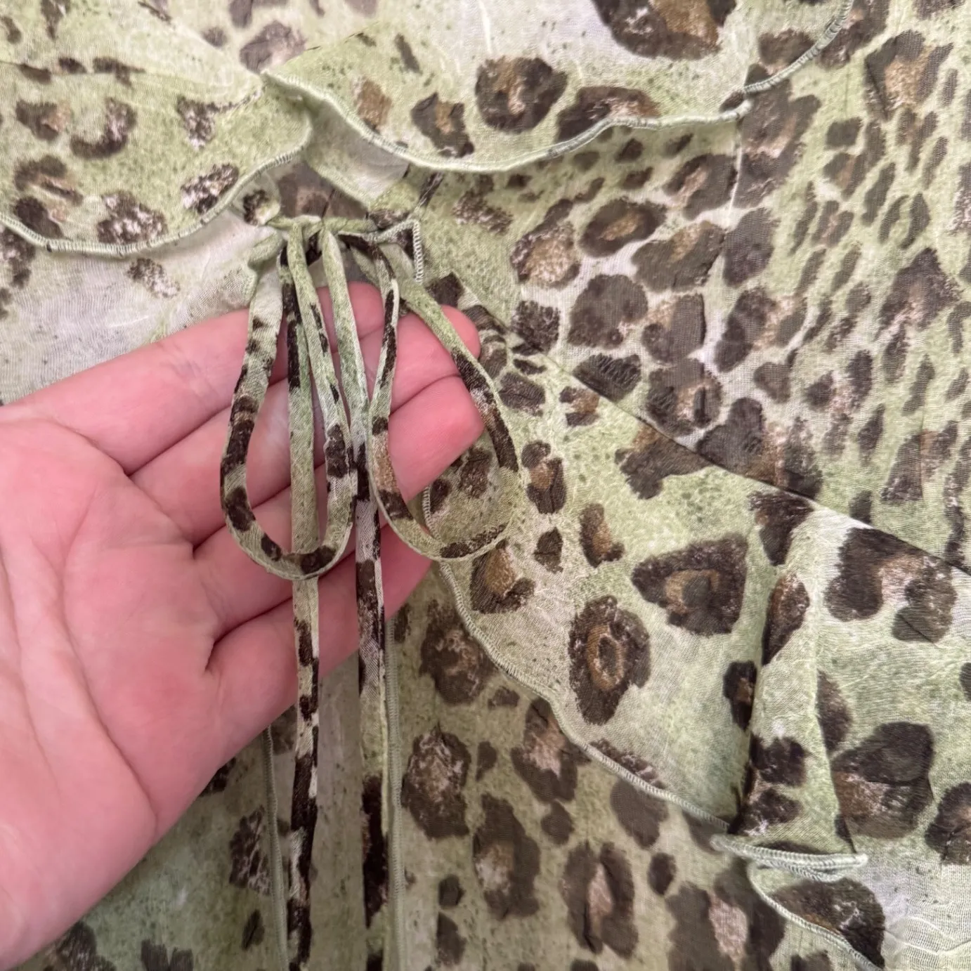 Y2K Vintage Simenton sz XL Green Sheer Ruffle Tie/Open Front Flutter Top Blouse - Image 7