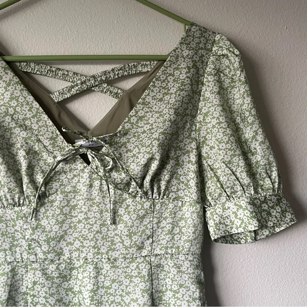 Petite Studio NYC Virginia Dress in Mint Floral Green - Image 11