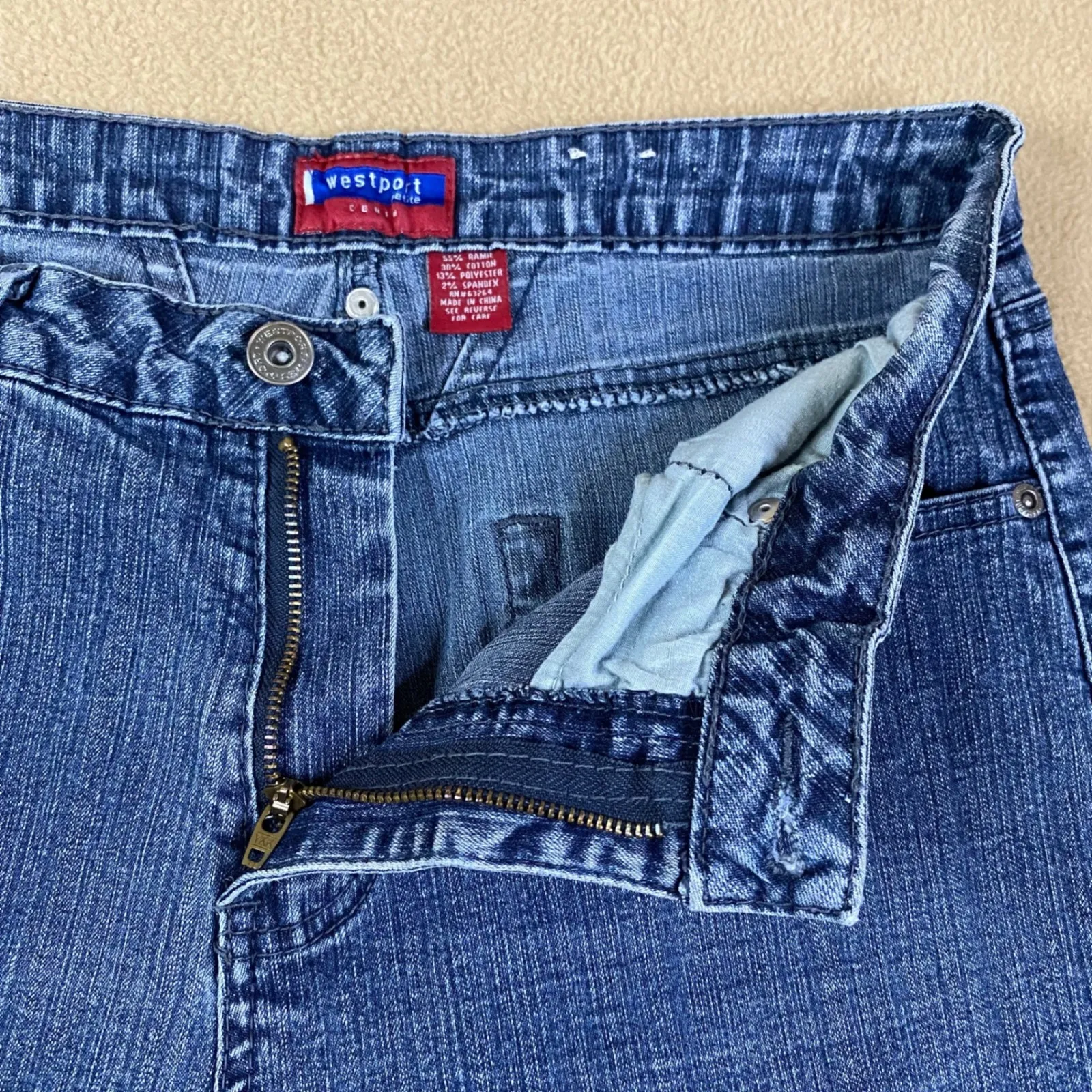 Westport Petite Blue Denim Flare Women's Jeans Embellished Back Pockets *No Tag Size 28 - Image 5