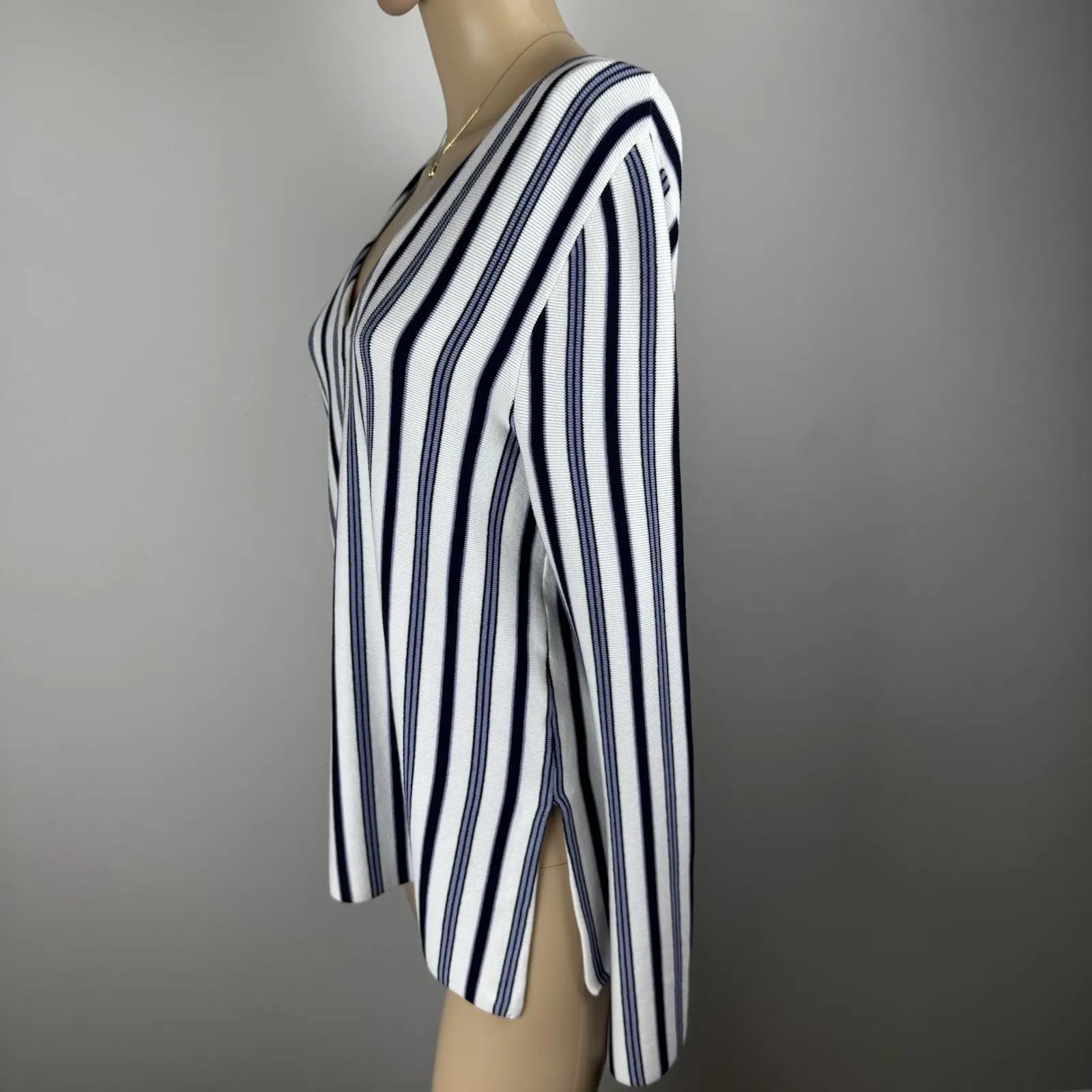 Ann Taylor Navy White Stripe Sz  XS V-neck Bell Sleeve Knit Plullover Sweater - Image 8
