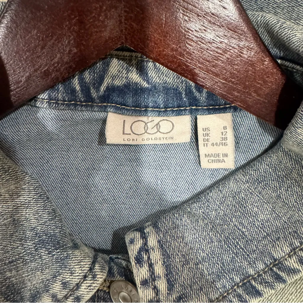 LOGO by Lori Goldstein Vintage Wash Blue Denim Vest Sleeveless 8 - Image 3