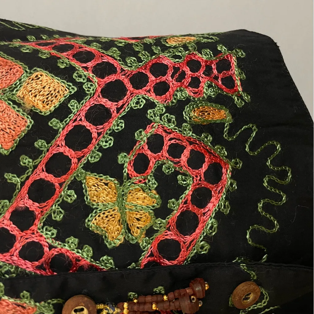 Vintage Embroidered Vest Beaded Tassels Women Petite‎ Medium Black Boho Hippie Size undefined - Image 8