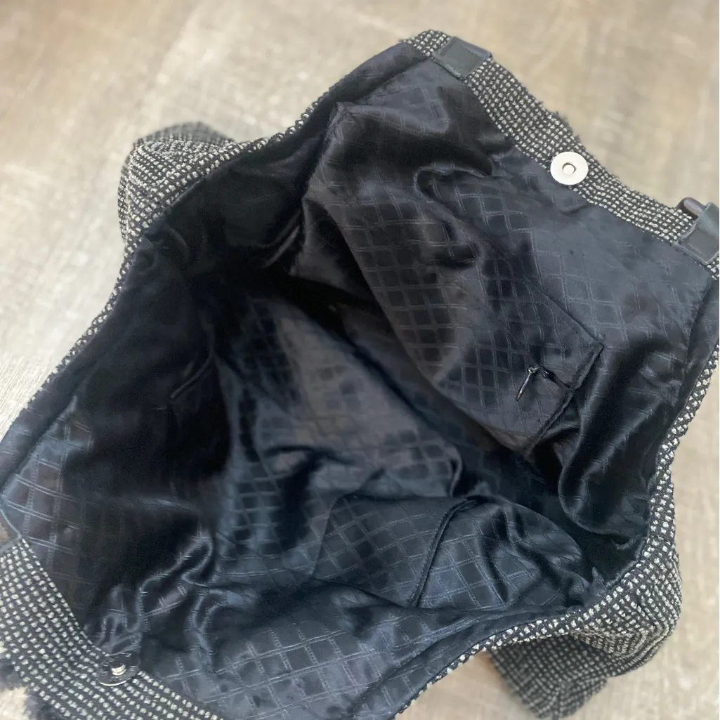 Handmade Granny Knit Purse Wood Handle Gray Medium Handbag Cottagecore Retro - Image 10