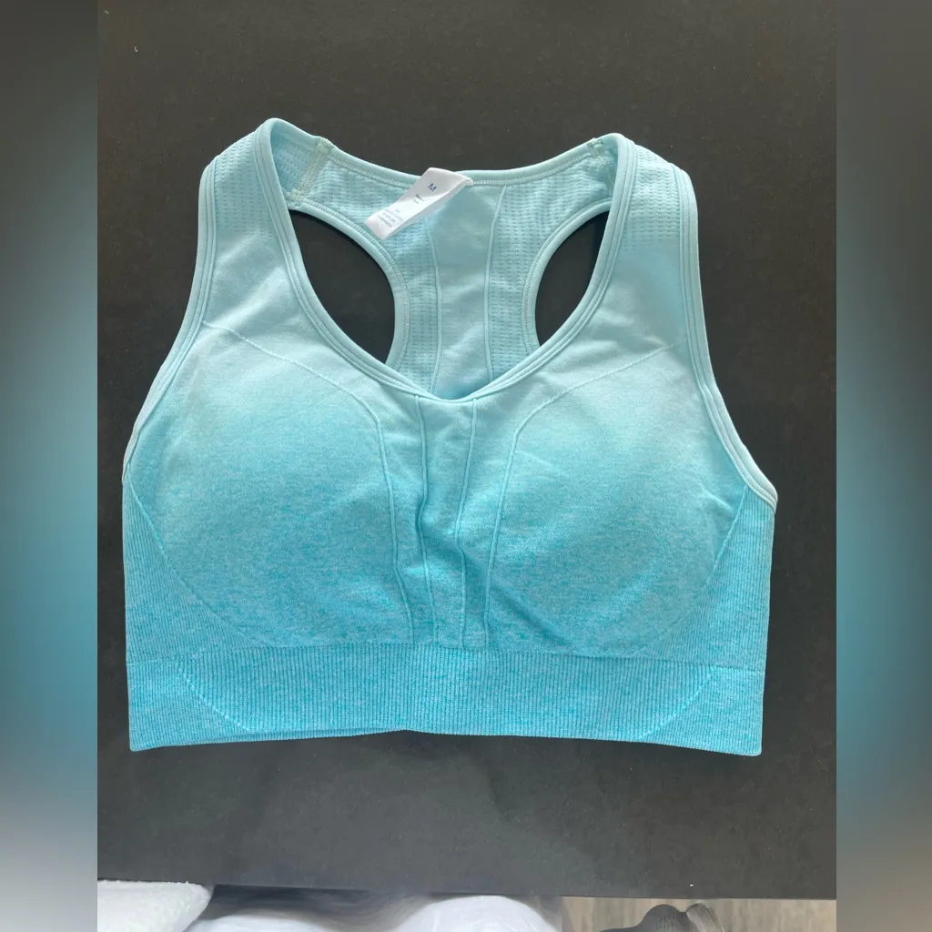 NWOT SPORT YOGA OMBRÉ PADDED SET M Blue Size M - Image 3