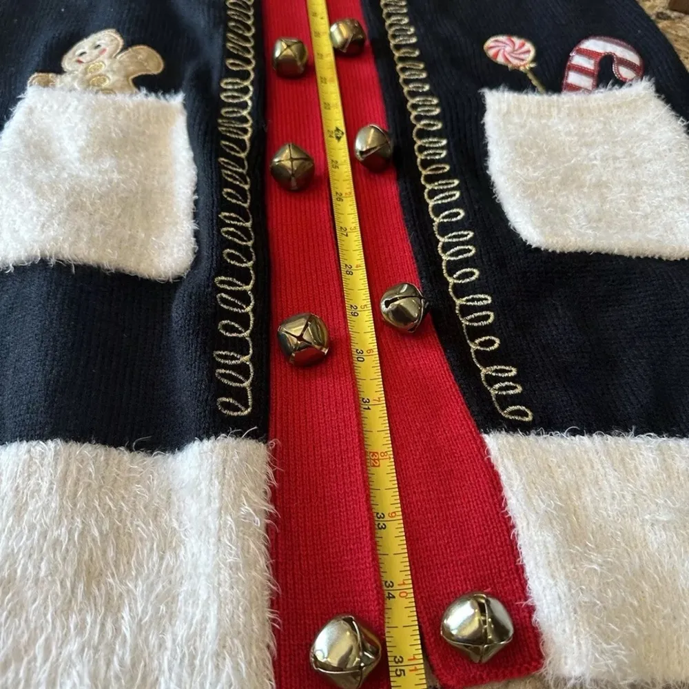 Christmas Sweater Vest 99 Jane Street Jingle Bells Long Length Sz M Ugly Sweater Red Size M - Image 10