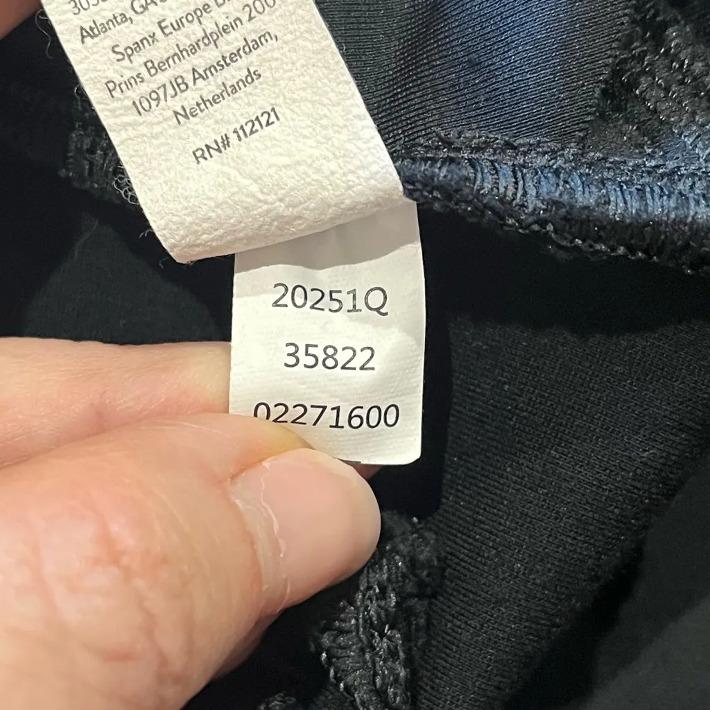 SPANX Pants Women’s Medium Cropped Black Ponte Slim Straight Pull On Stretch - Image 12