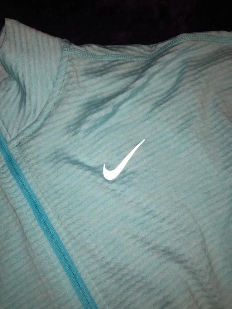 Nike Dri-fit Quarter Zip - Image 2