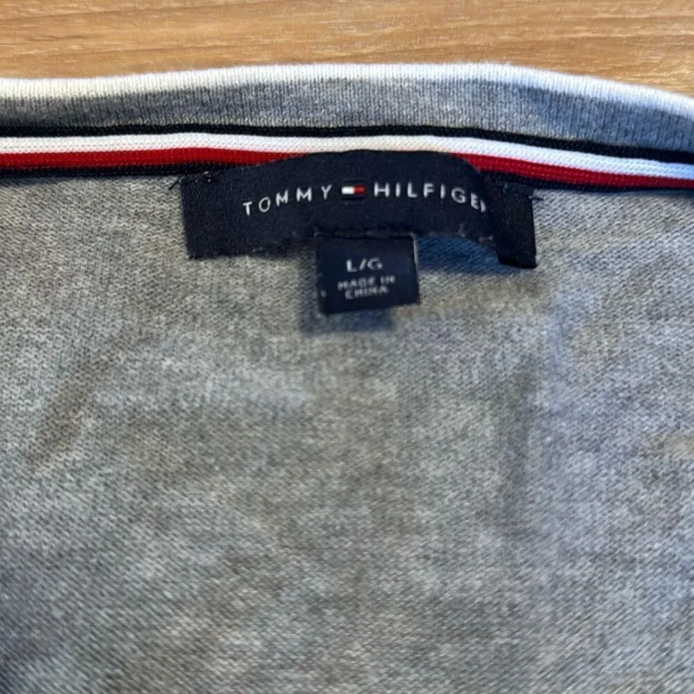 Tommy Hilfiger women’s 100% cotton v neck gray sweater size large women’s - Image 2