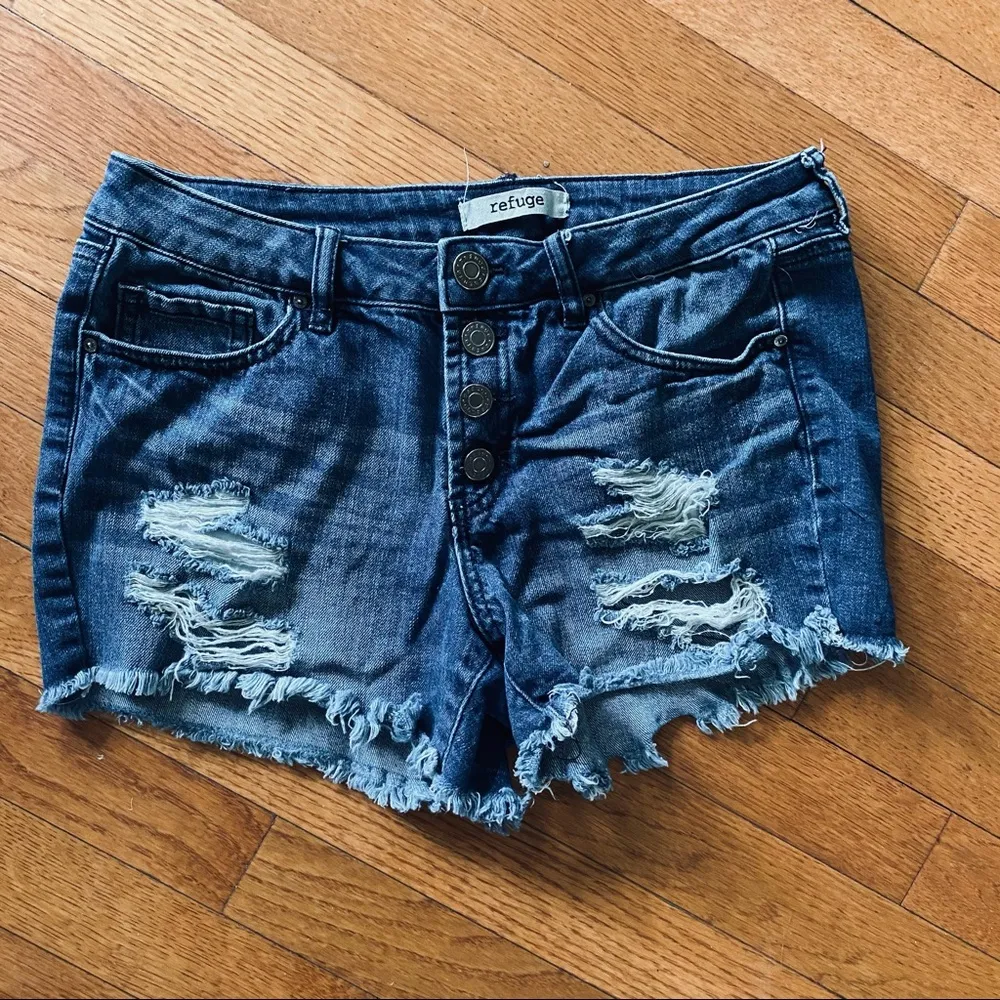 Refuge Button Fly Distressed Jean Shorts - Image 3