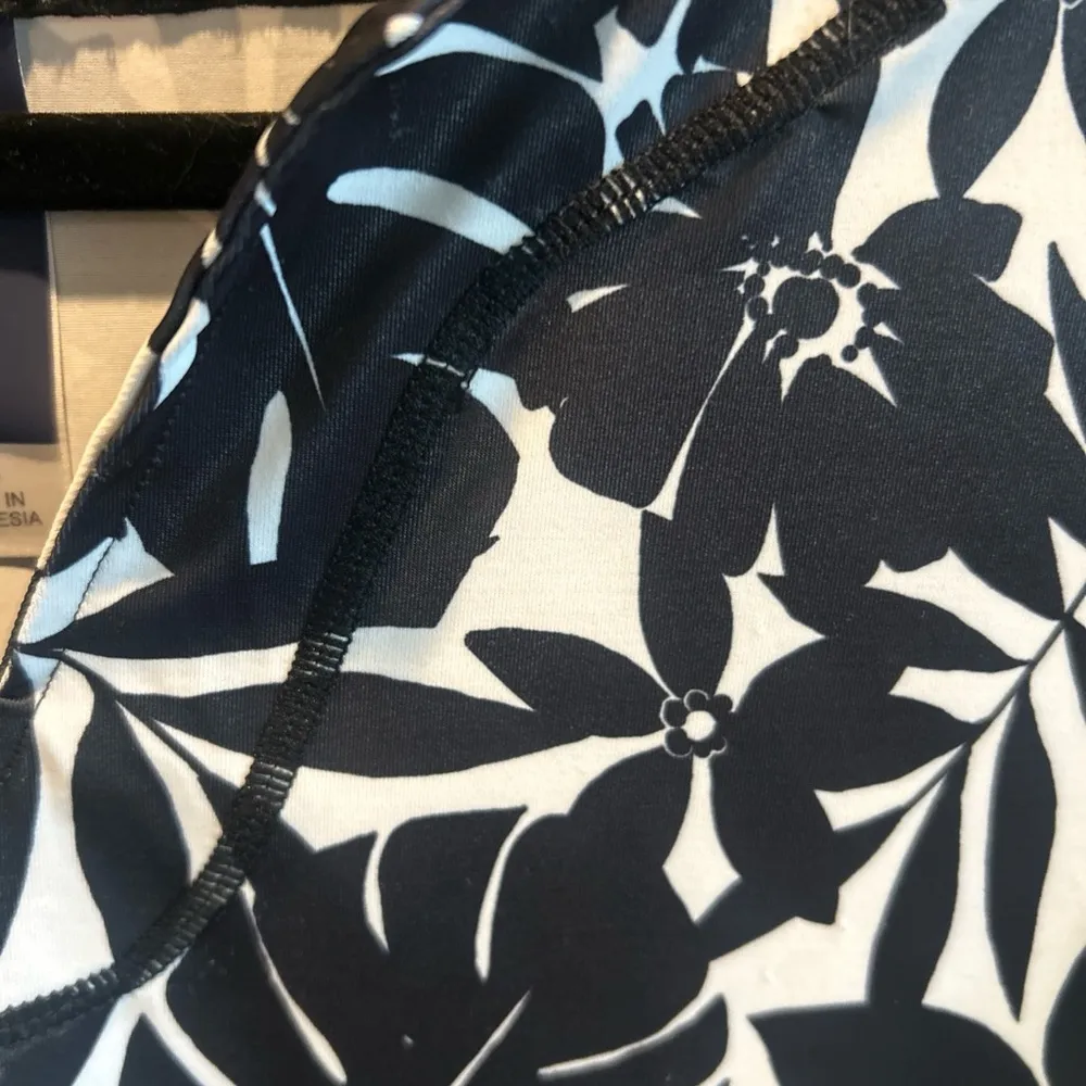 Swimsuits For All Black and White Floral Women's swim cover/dress sz 10 - Image 4