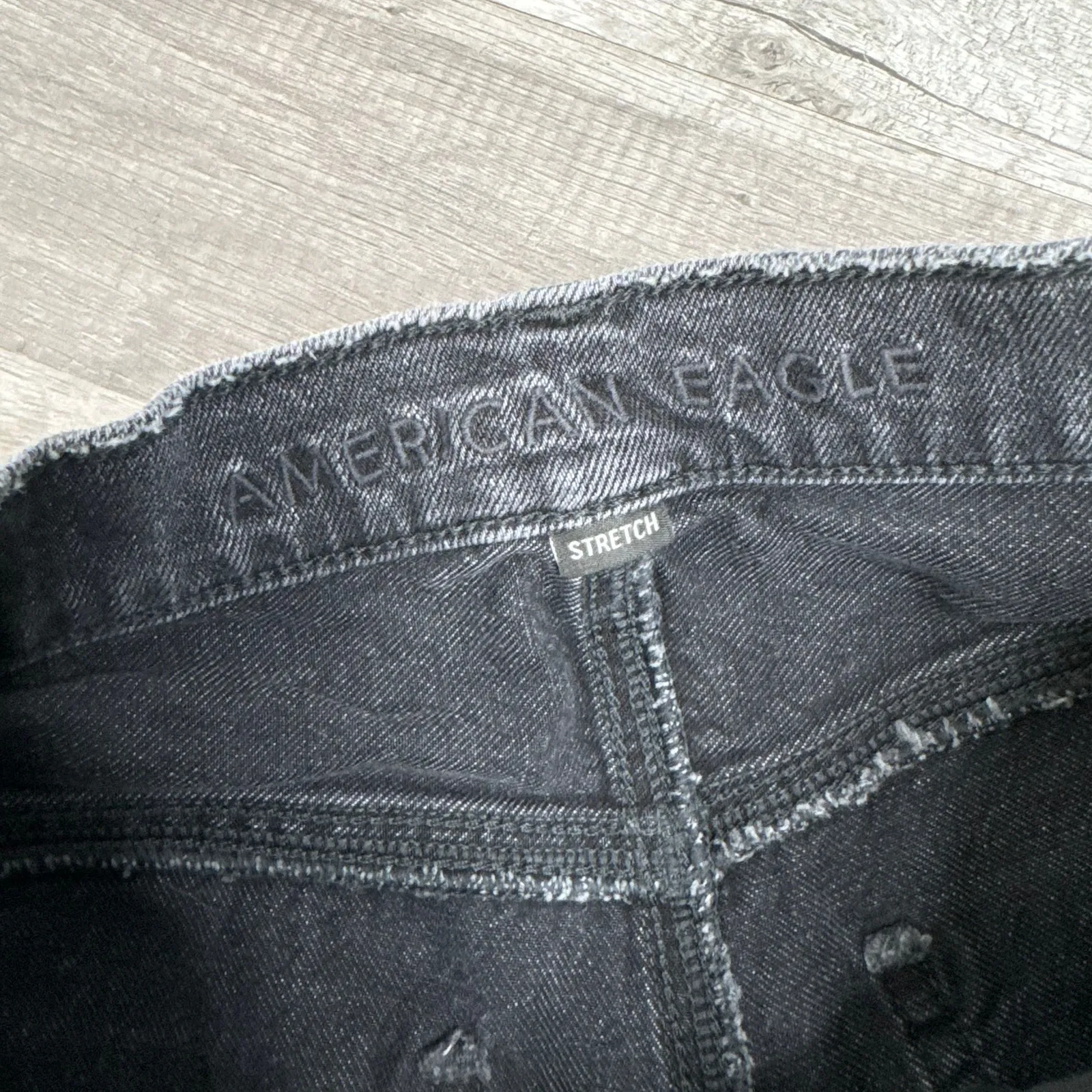 American Eagle Highest Rise 90s Boyfriend Shorts Black Distressed Size 2 - Image 3