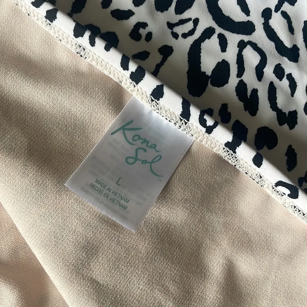 Kona Sol Women's Neutral Leopard Print High Waist
Full Coverage Bikini Bottom L - Image 2