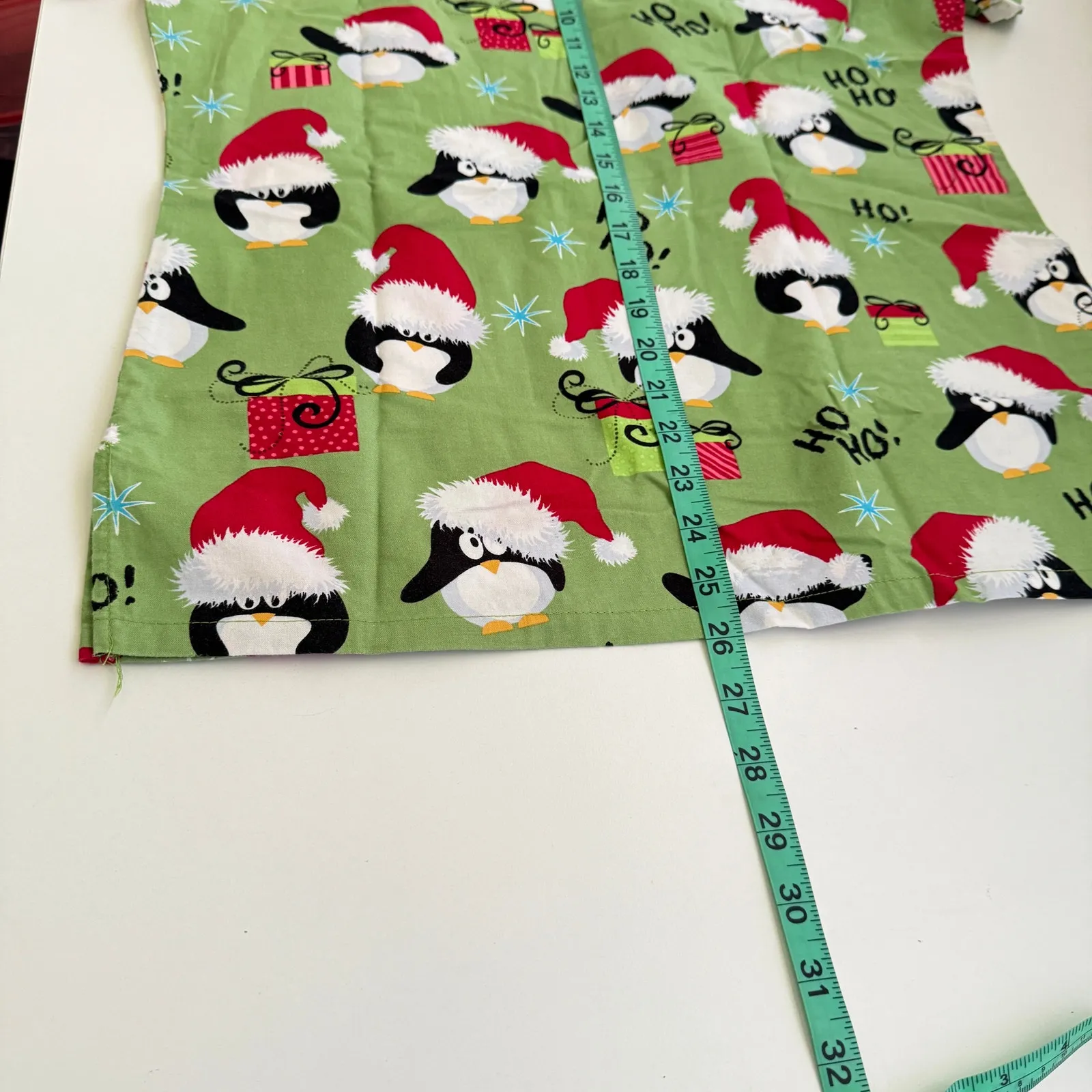 SB Scrub Christmas Penguins Scrub Top‎ Size XS Holiday Festive Work Style - Image 7