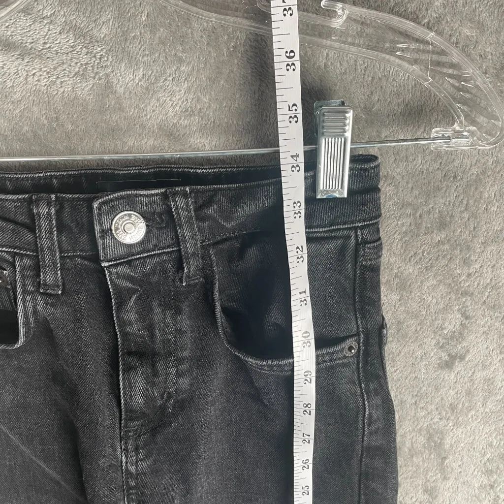 ZARA High Rise Straight Leg Jeans Women’s 0 Black Denim Raw Hem Y2K Dark Grunge - Image 6