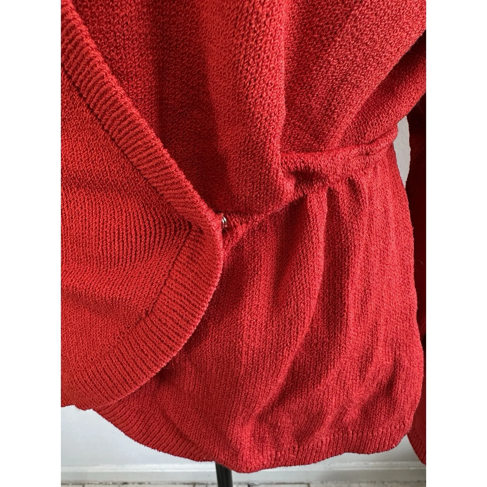 Vintage St.‎ John Saks Fifth Avenue Red Size 8 Cardigan Jacket USA - Image 6