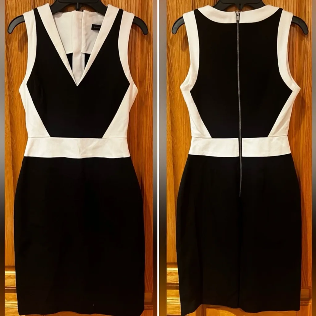 Banana Republic Sloan-Fit
Colorblock V-Neck Figure Sculpt
Sheath Dress Size 0 - Image 3