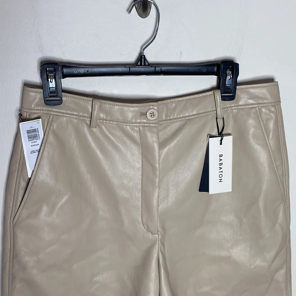 Aritzia Babaton Adrian faux leather high waisted shorts in sand white size 12 - Image 4