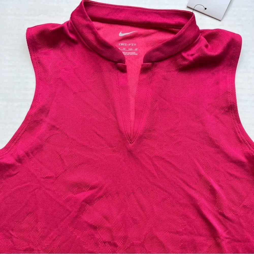 NWT  golf polo Victory floral dri-fit sleeveless top very berry size xs - Image 4