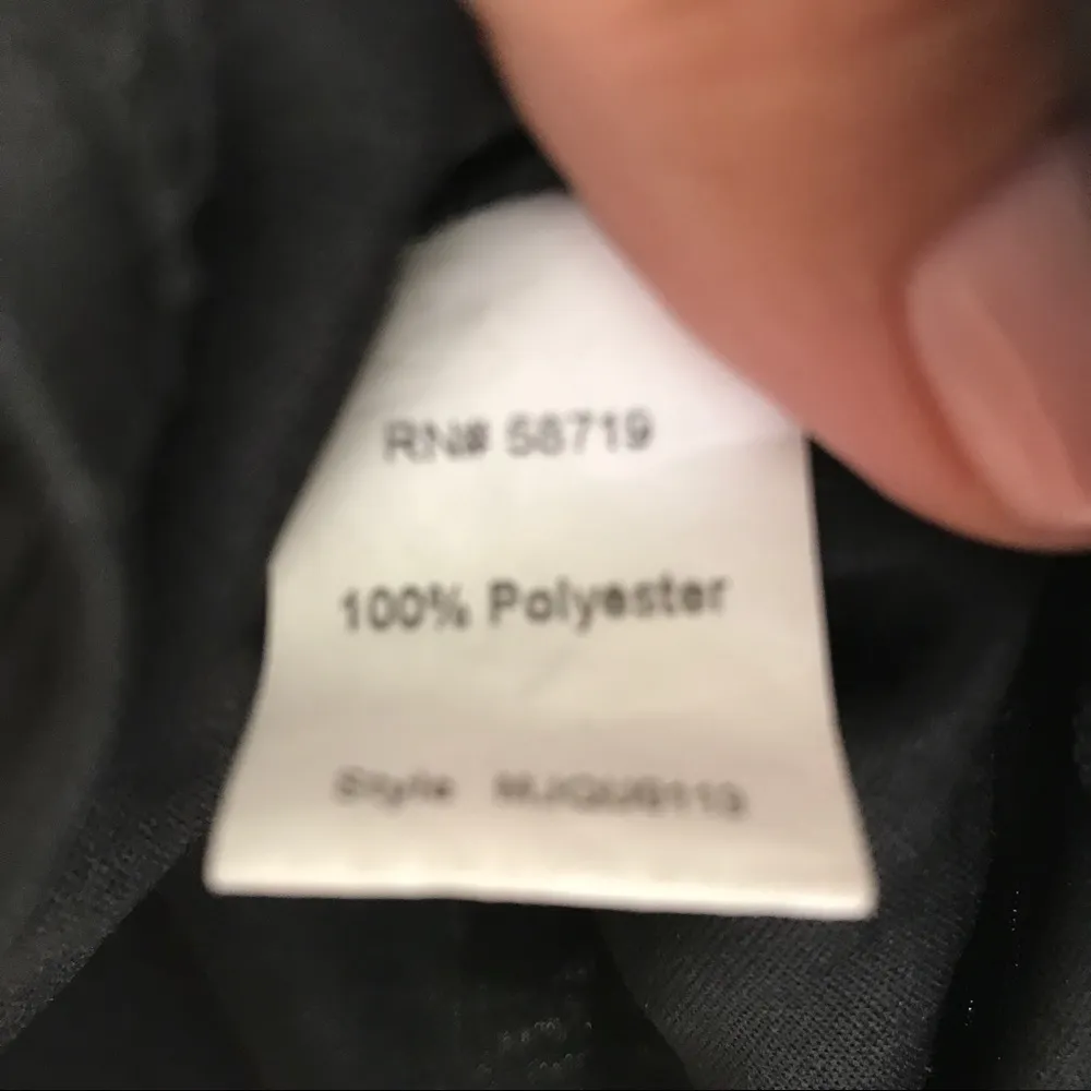 Black & white Sz M Notations two-layer top EUC - Image 6