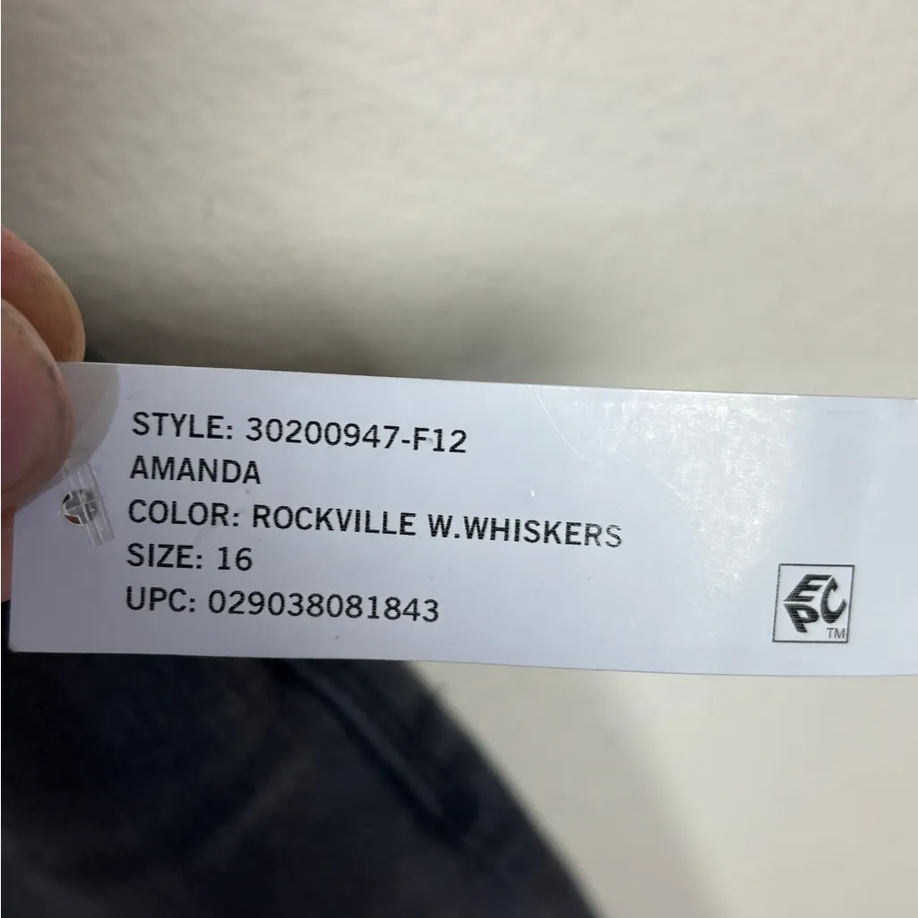 NWT Gloria Vanderbilt
Womens Amanda High Rise Curvy Jeans Faded Black Sz 16 - Image 7