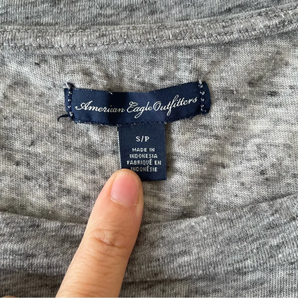 American Eagle short sleeve Heathered top - Image 2