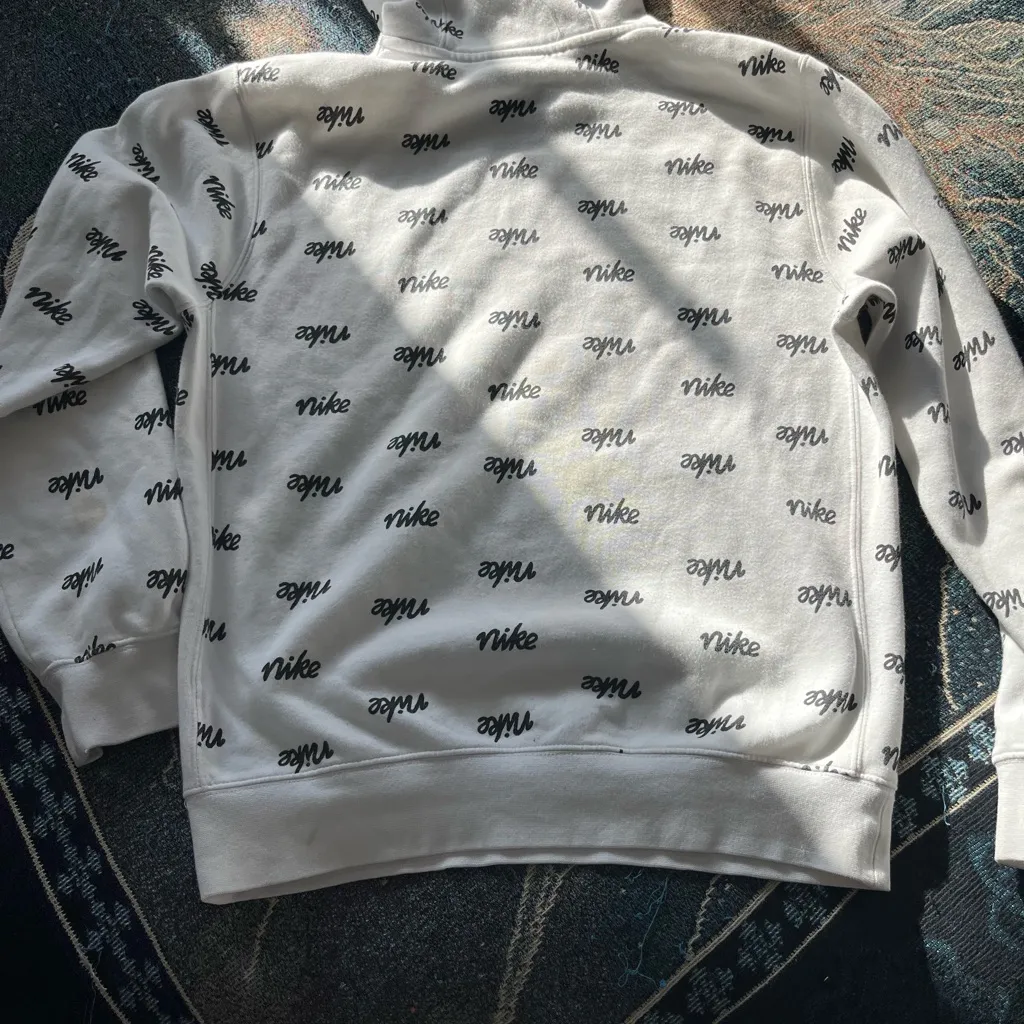 Nike Allover Logo Pullover Hoodie Women’s XS White Black Print Fleece Sweatshirt - Image 12