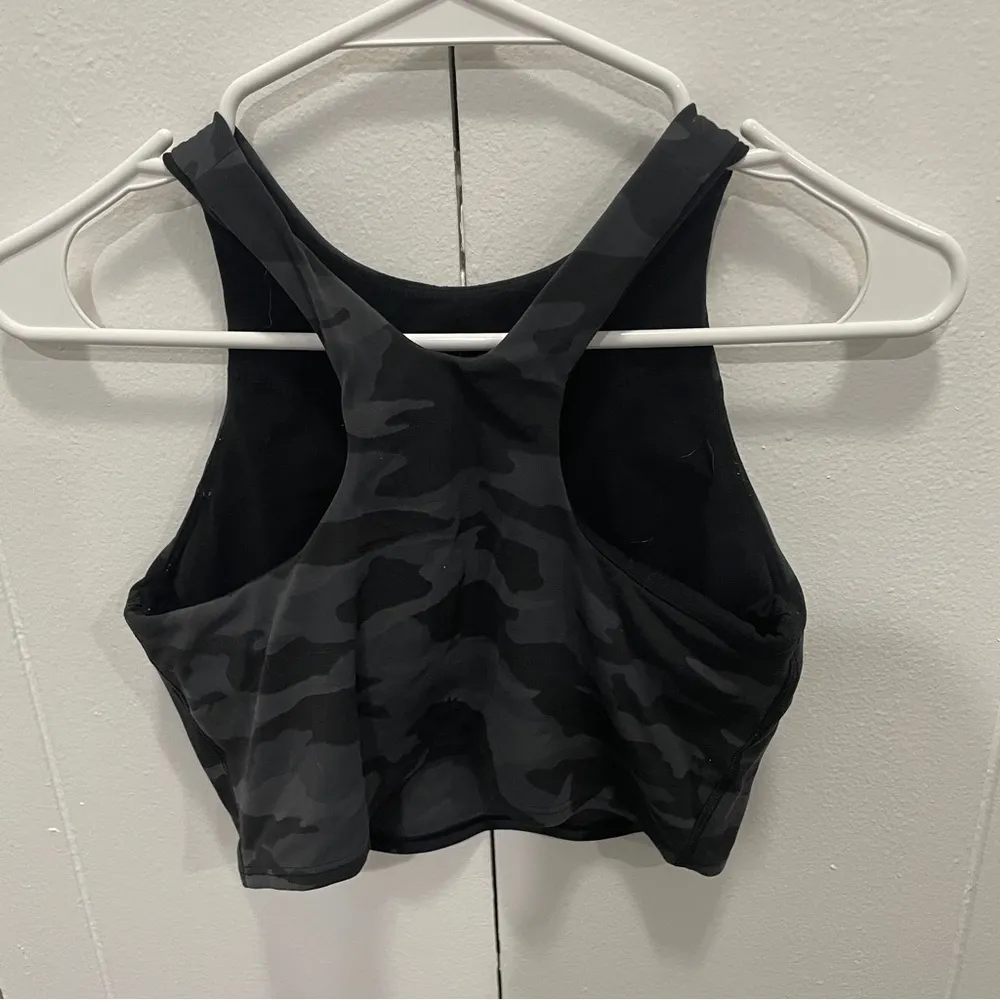 Athleta Grey Camo Conscious Crop Printed A - C - Image 4