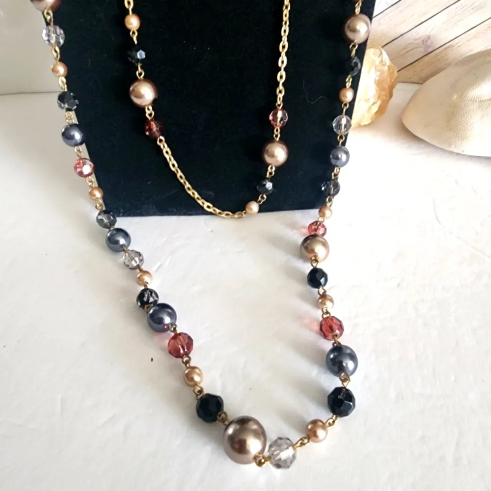 Double Strand Gold Chain Necklace with Crystals and Faux Pearls New - Image 5