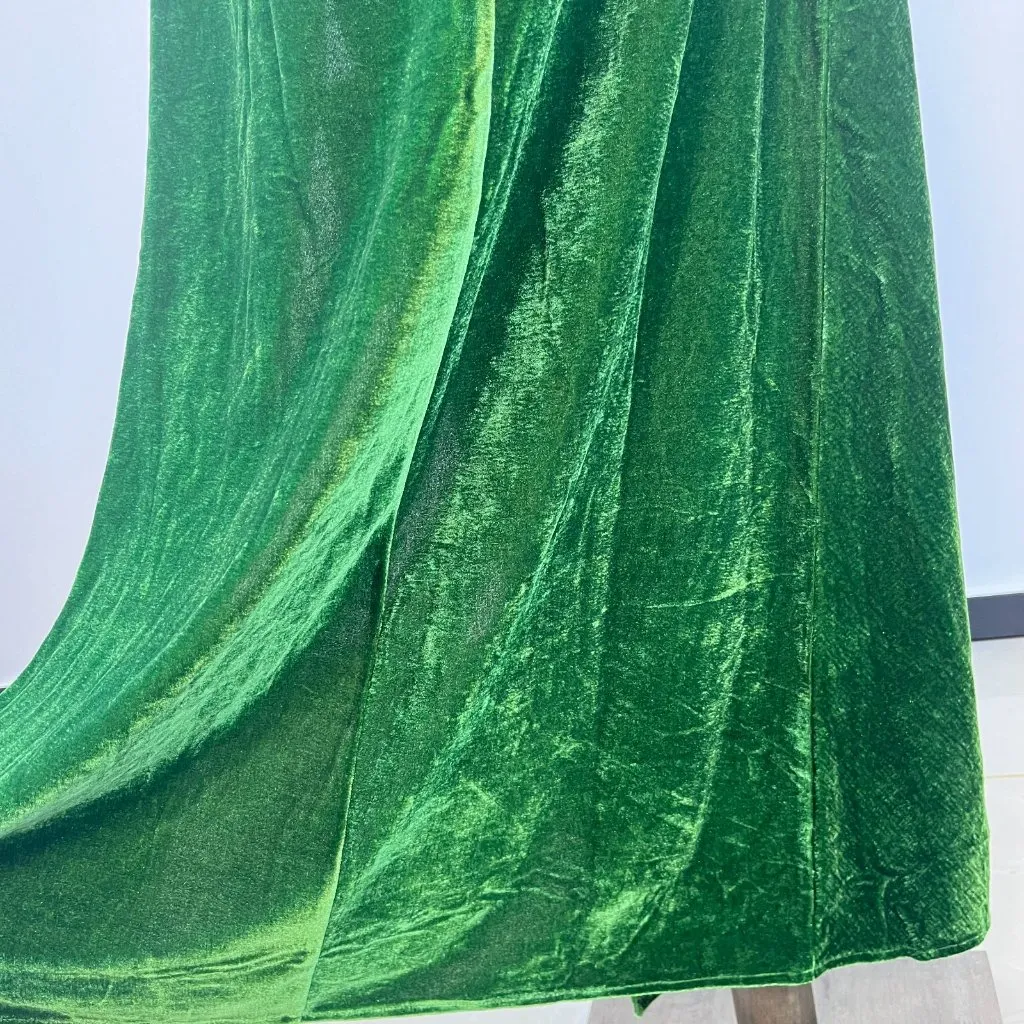 NWOT Reformation Merel Velvet Midi Dress In Green Velvet Size M - Image 8