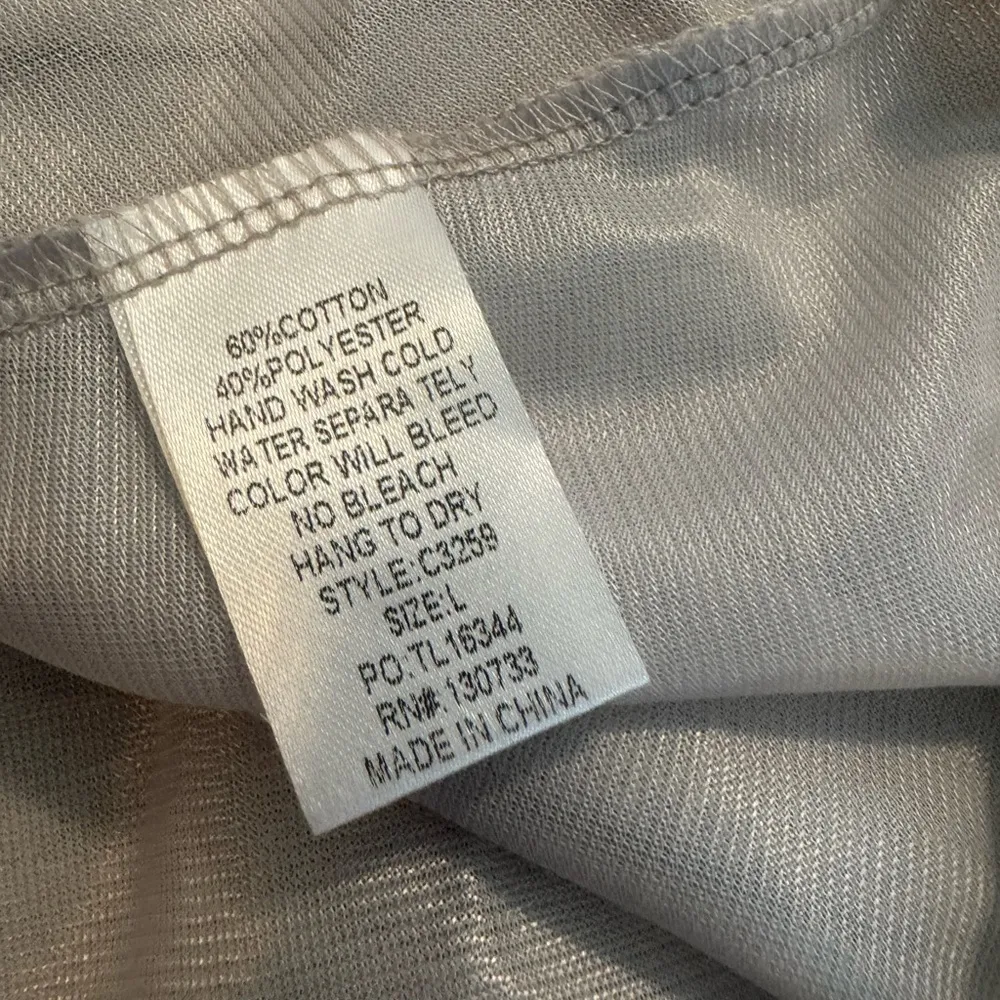 EUC  Light Gray Scoop Neckline Fully Lined Sleeveless Tank w/  Lace! - Image 7