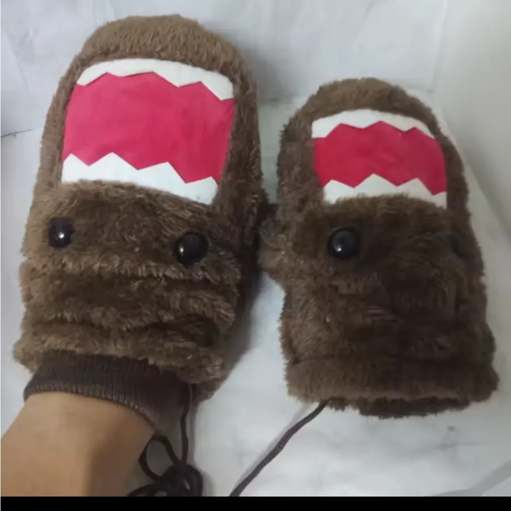 Brown Furry Monster Mittens - Image 3