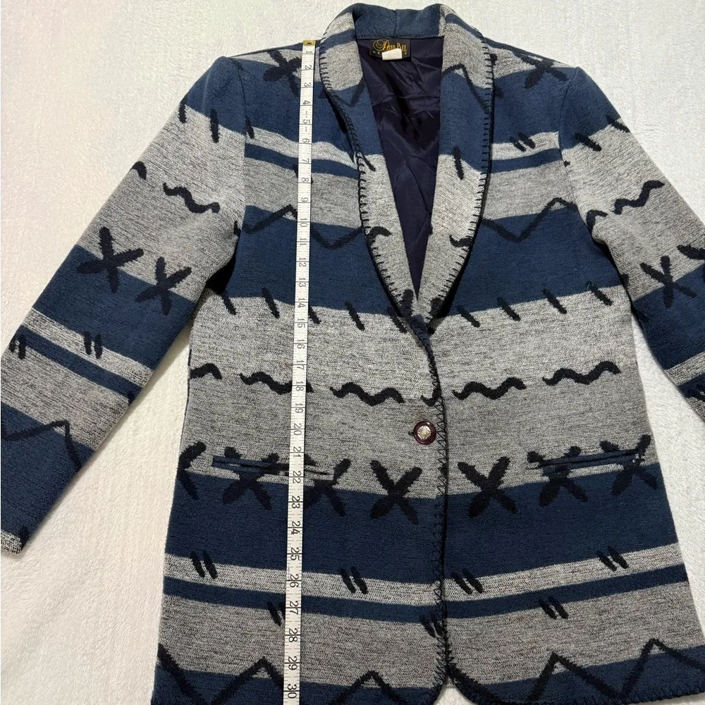 Blue and Gray Patterned Blazer Size L - Image 3