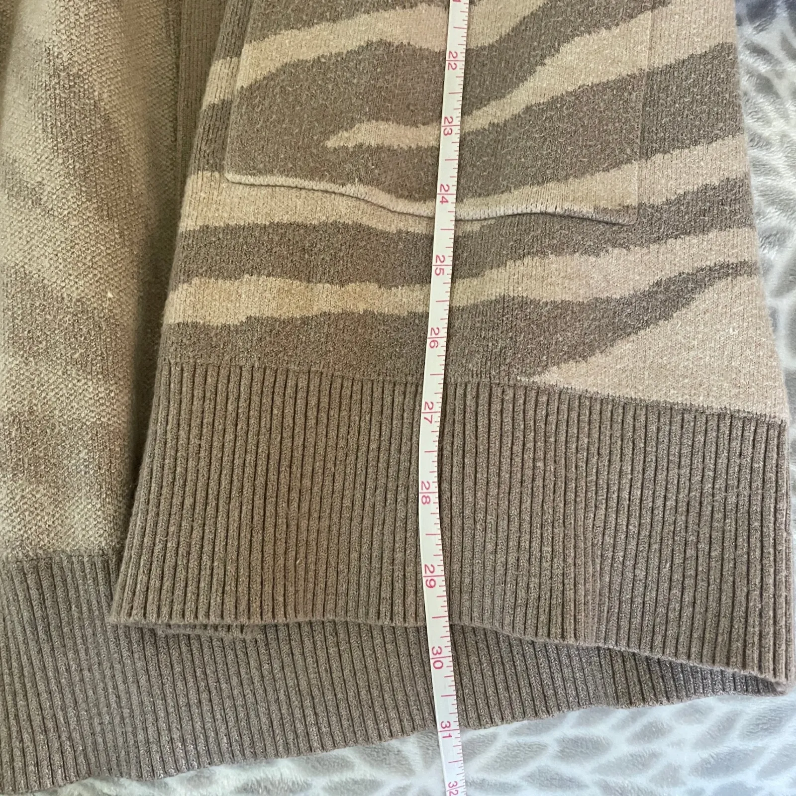 Zebra Print Cardigan Sweater Large Tan Cupcakes and Cashmere Officecore Casual - Image 7
