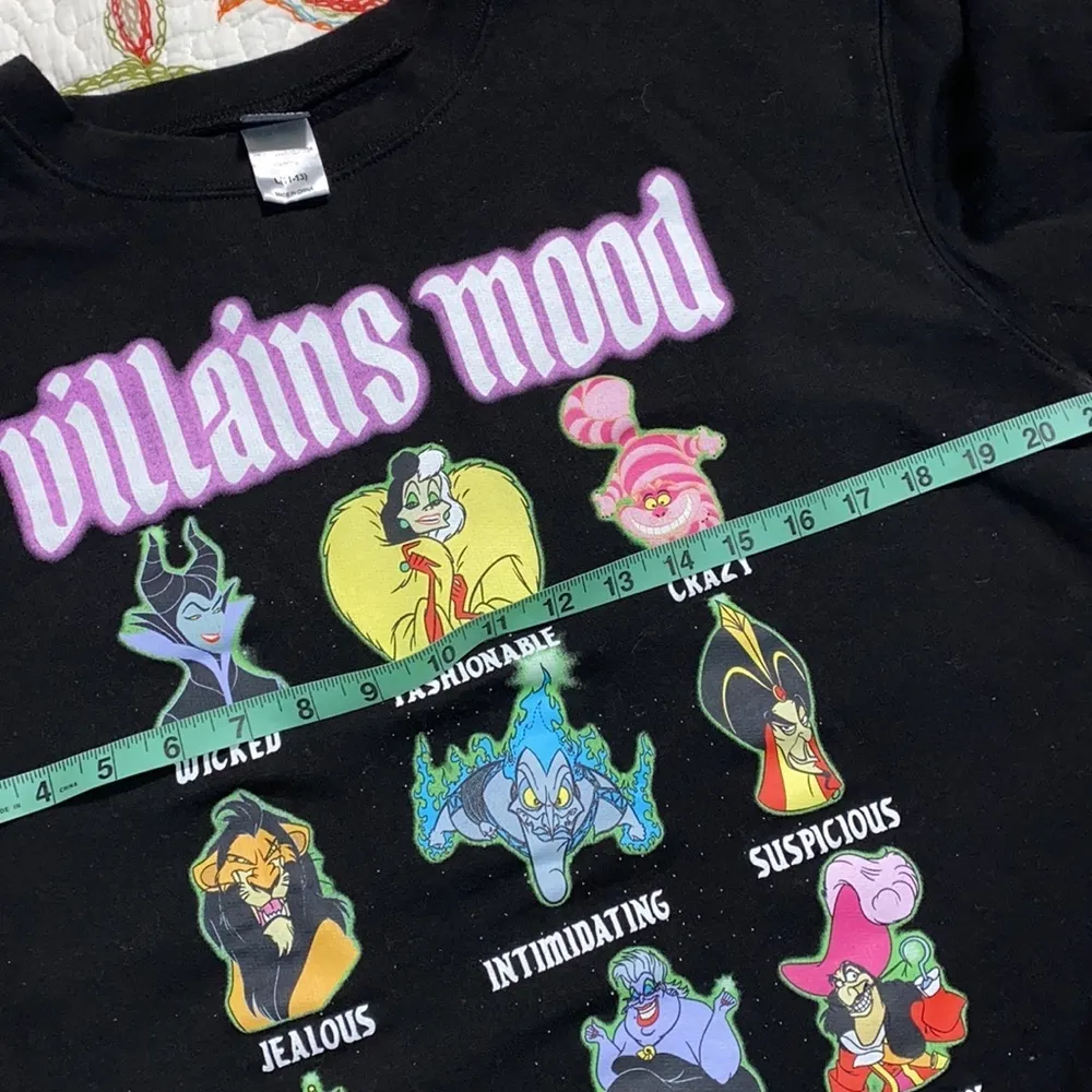 Disney Villains large juniors Villains Mood pullover crewneck black sweater - Image 6
