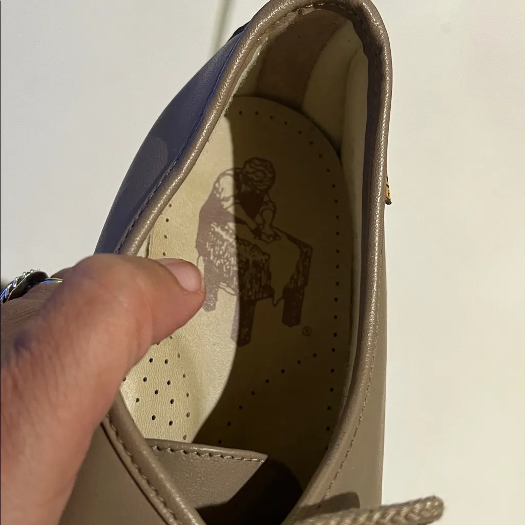 SAS Siesta laced up, comfort shoes tan laced C319770 size 10 WW - Image 9