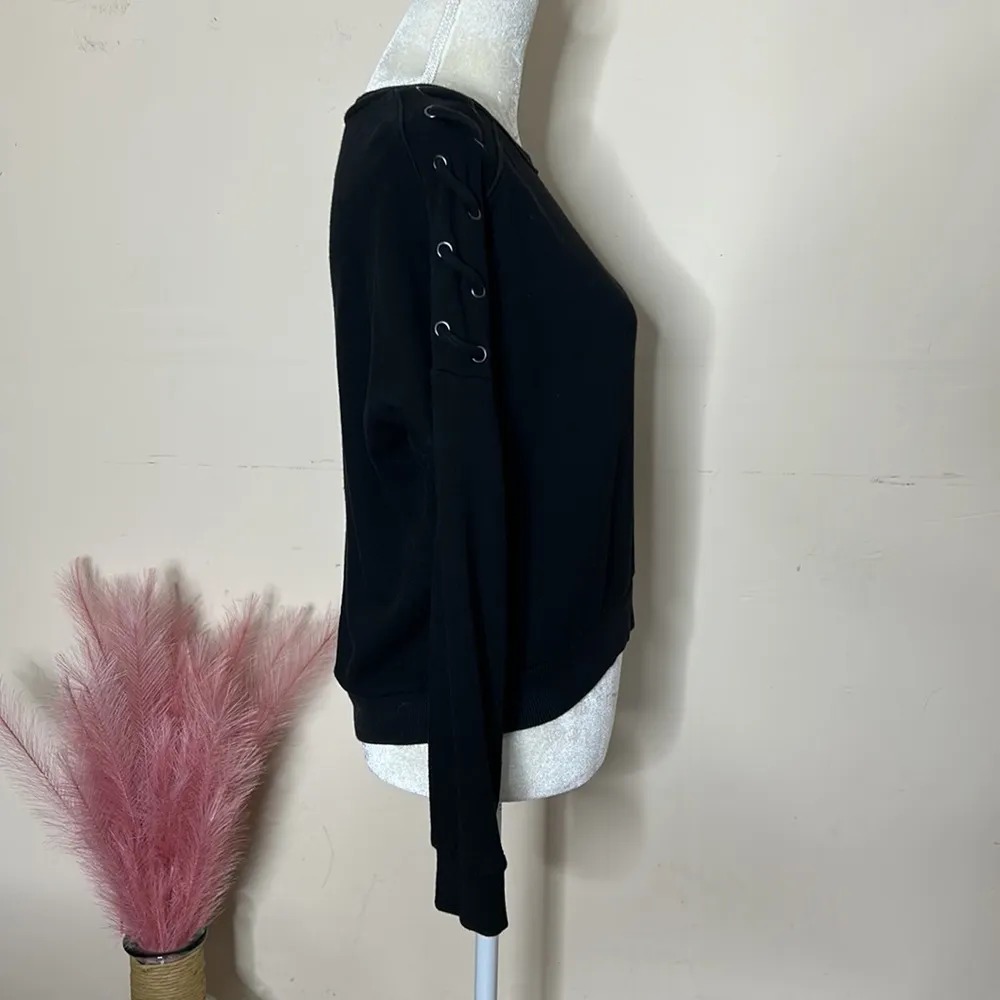 Betsey Johnson • performance sweatshirt with laced shoulder - Image 30