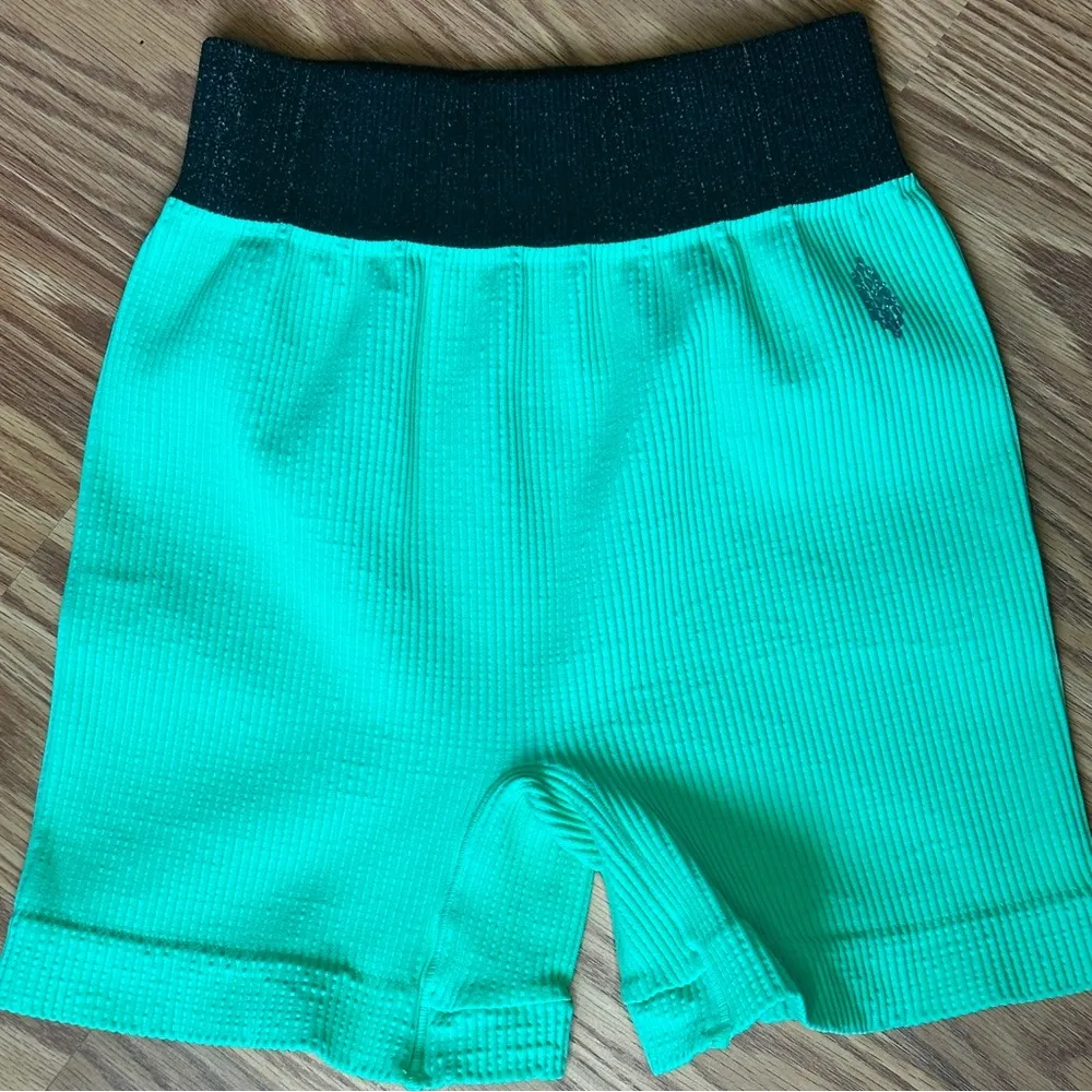 FP Movement Free People Fresh Cut Green Athletic Ribbed Shorts Size XS/S - Image 6