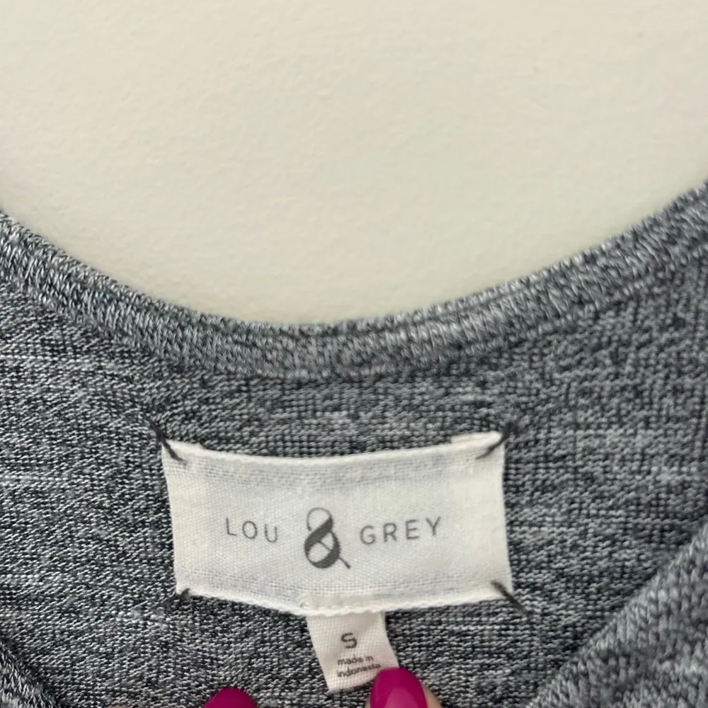 Lou & Grey Marled Gray Soft Romper Sz S - Image 7