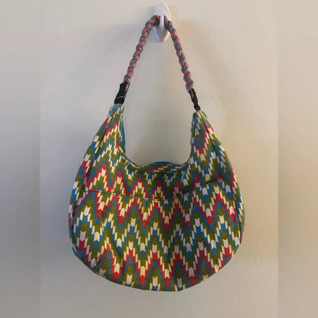 KAVU Women's Shoulder Multicolor Patterned Bag - Image 3