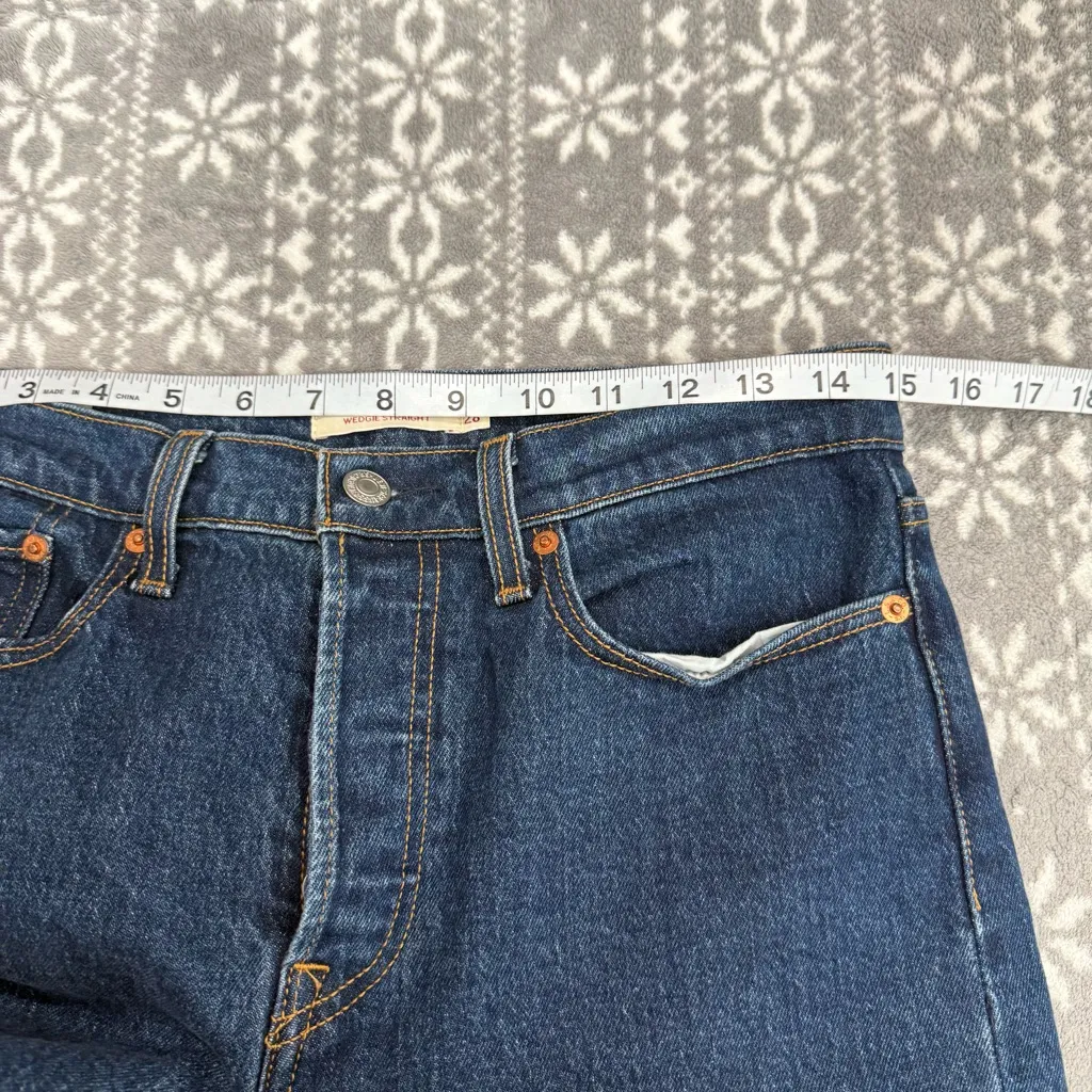 Levi's Women's Wedgie Straight Premium Frayed Hem Button‎ Fly Blue Size 28 - Image 9