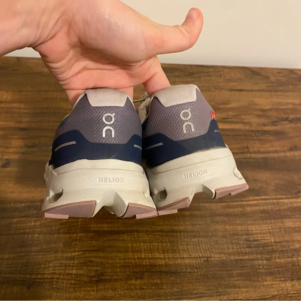 on cloud  Navy Blue and Orange Running Shoes size 7.5 - Image 3