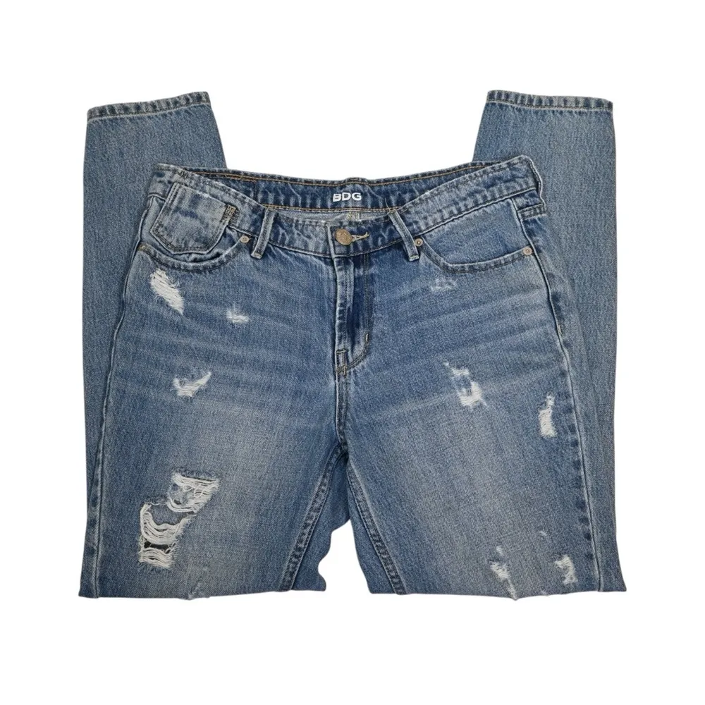 BDG Womens 26W Slim Boyfriend Distressed Jeans - Image 4