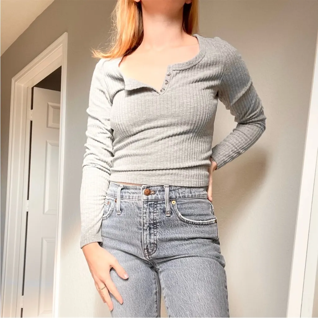Wild Fable Gray Ribbed Henley Long Sleeve Top - Image 4