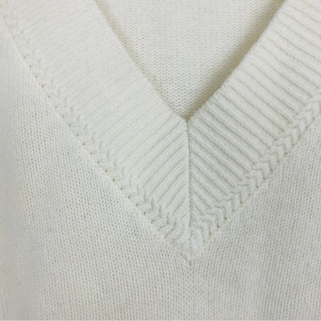 Caara cream colored 100% wool v - Image 3
